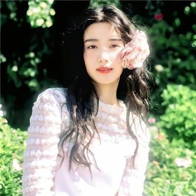 银杏飘落